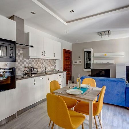 Modern Apartment Just Off The Promenade Sliema Ngoại thất bức ảnh