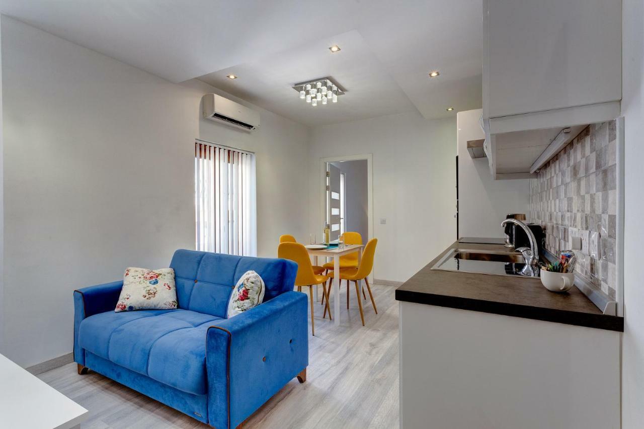 Modern Apartment Just Off The Promenade Sliema Ngoại thất bức ảnh